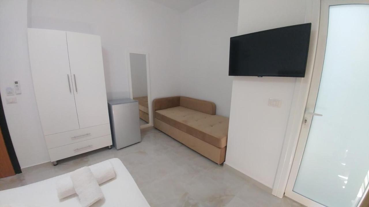 Hotel Zeka Ksamil Luaran gambar