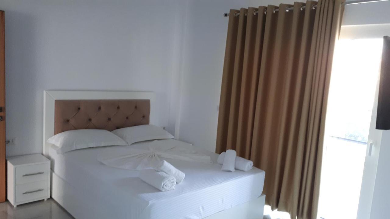 Hotel Zeka Ksamil Luaran gambar