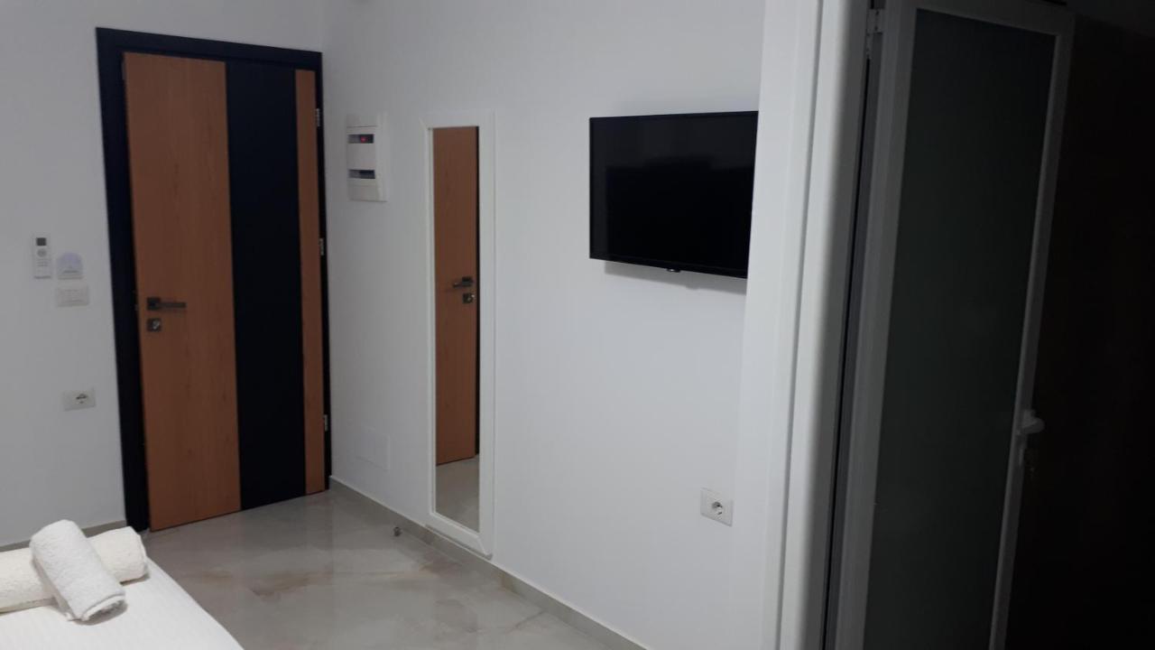 Hotel Zeka Ksamil Luaran gambar