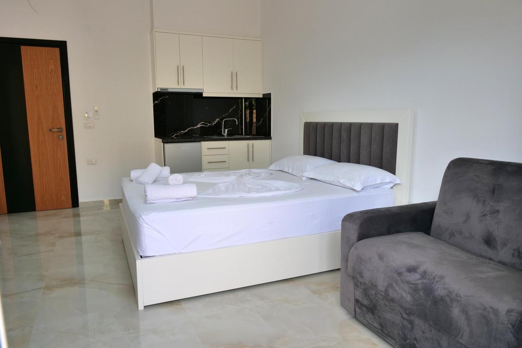 Hotel Zeka Ksamil Luaran gambar