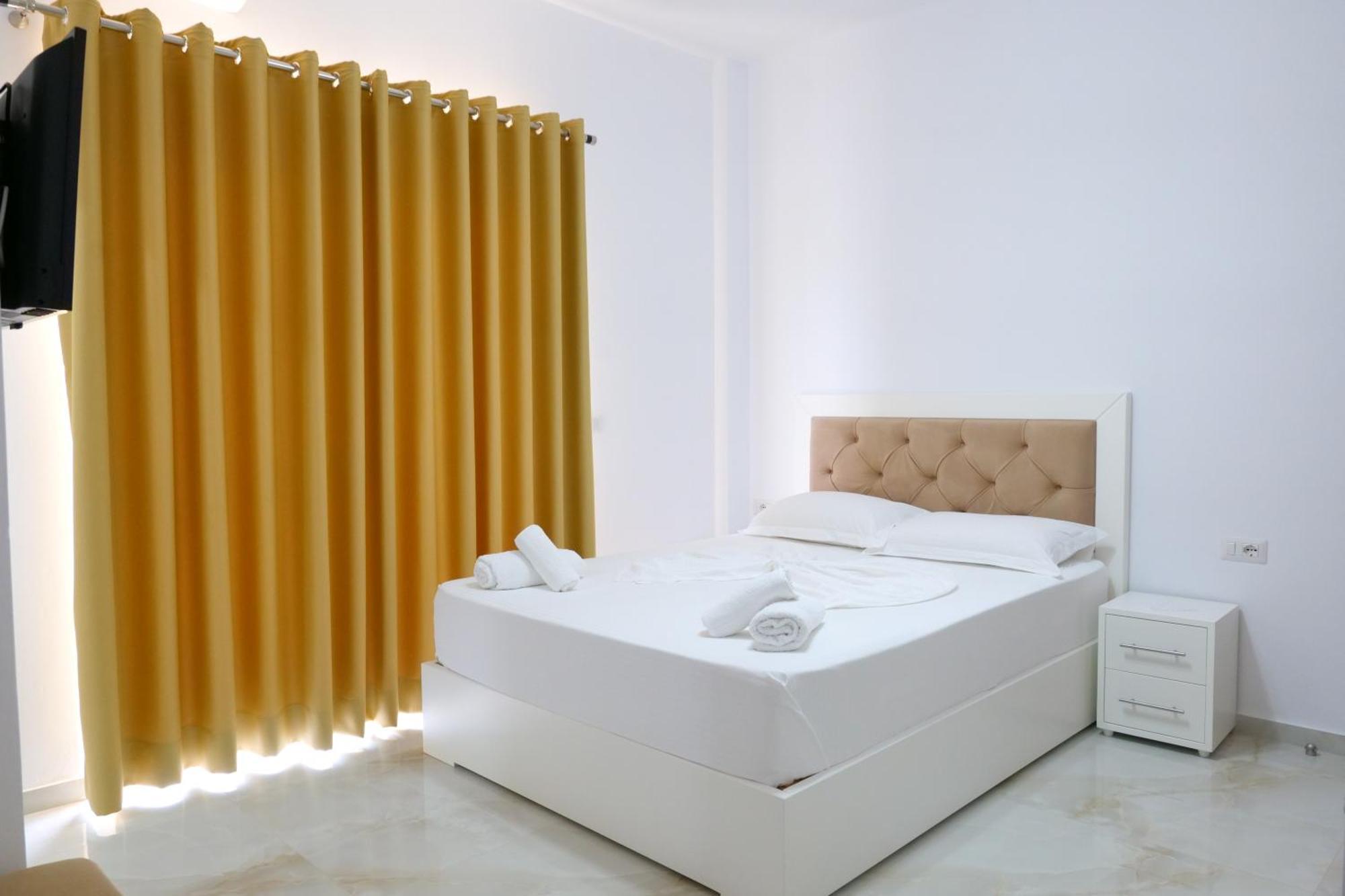 Hotel Zeka Ksamil Luaran gambar