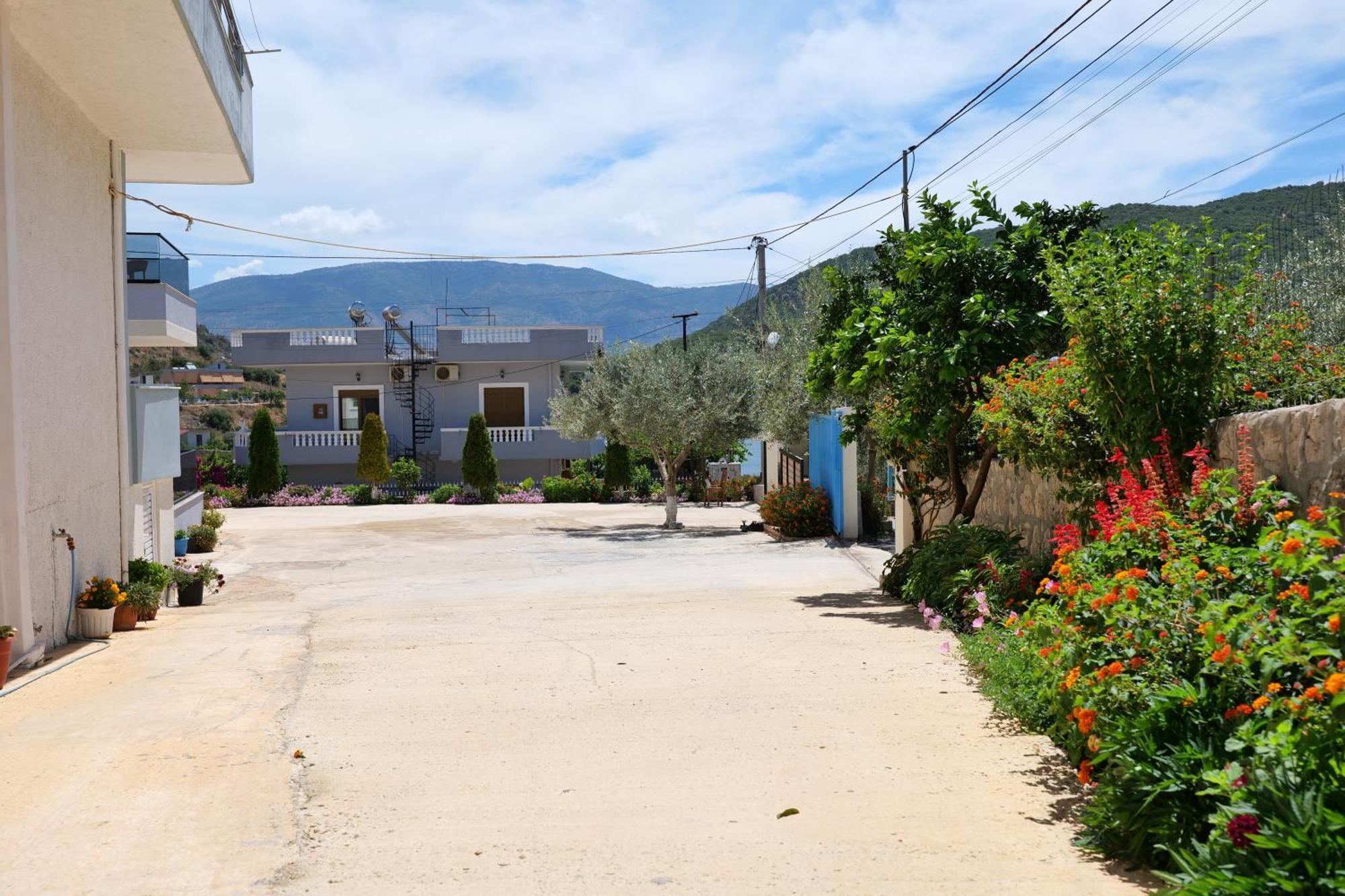 Hotel Zeka Ksamil Luaran gambar